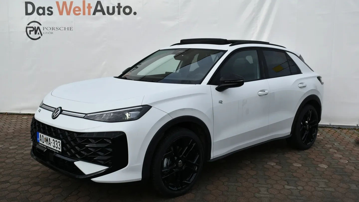 T-Roc R-Line 1.5 eTSI DSG képe