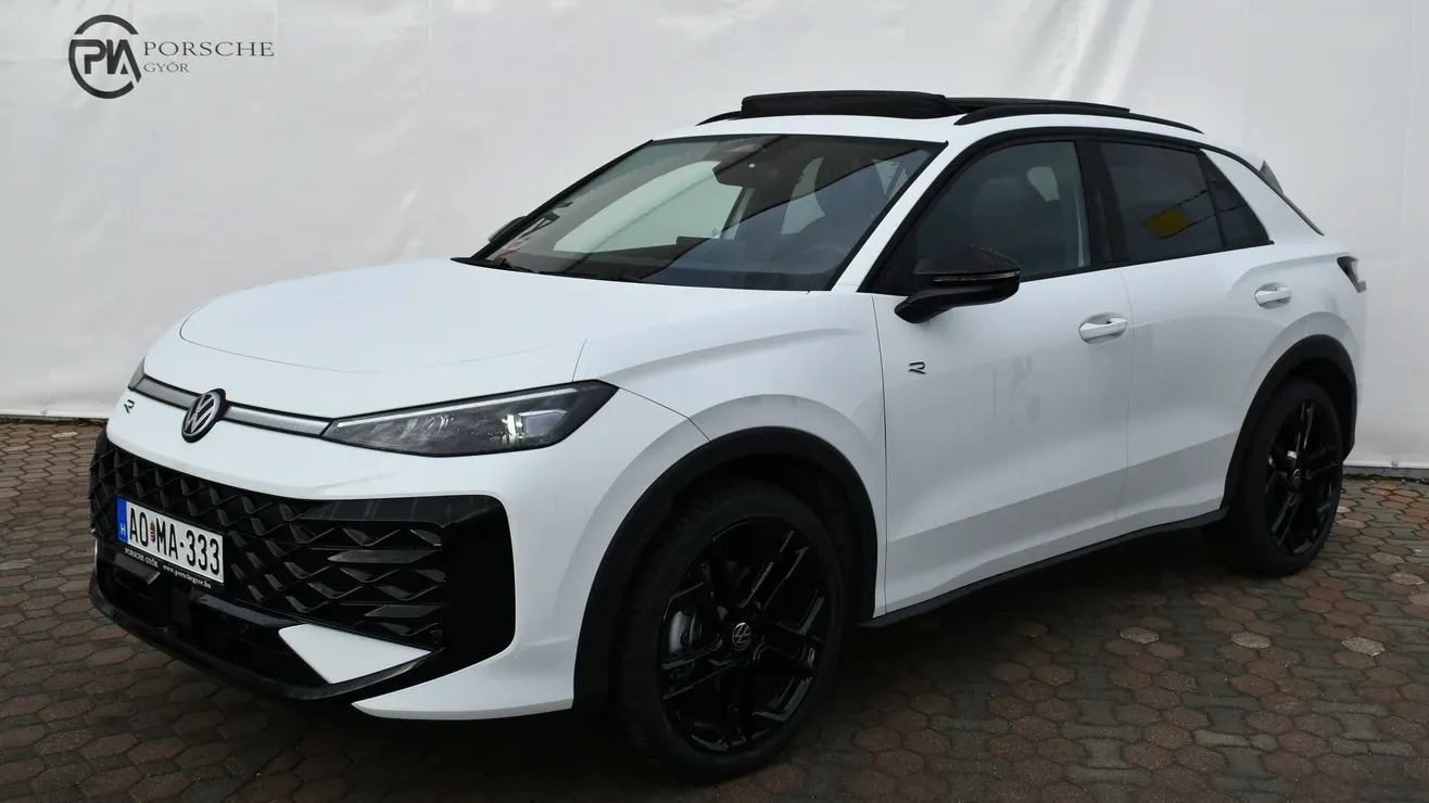 T-Roc R-Line 1.5 eTSI DSG képe