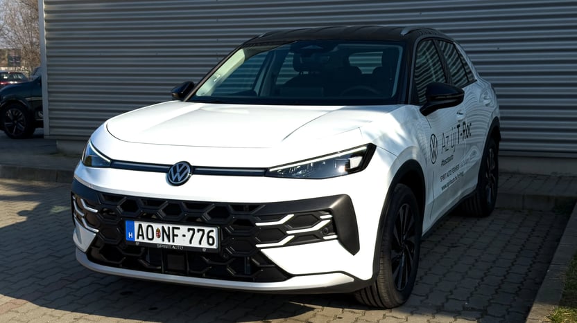 T-Roc Style 1.5 eTSI DSG képe