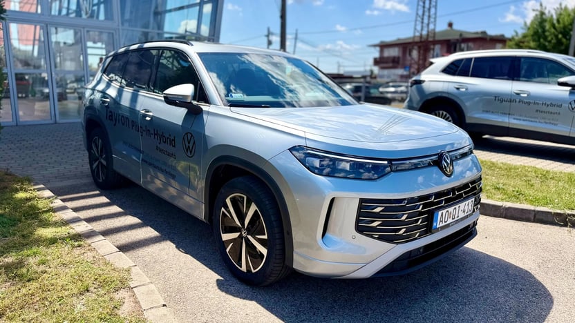 Tayron Elegance TSI Plug-In-Hybrid képe