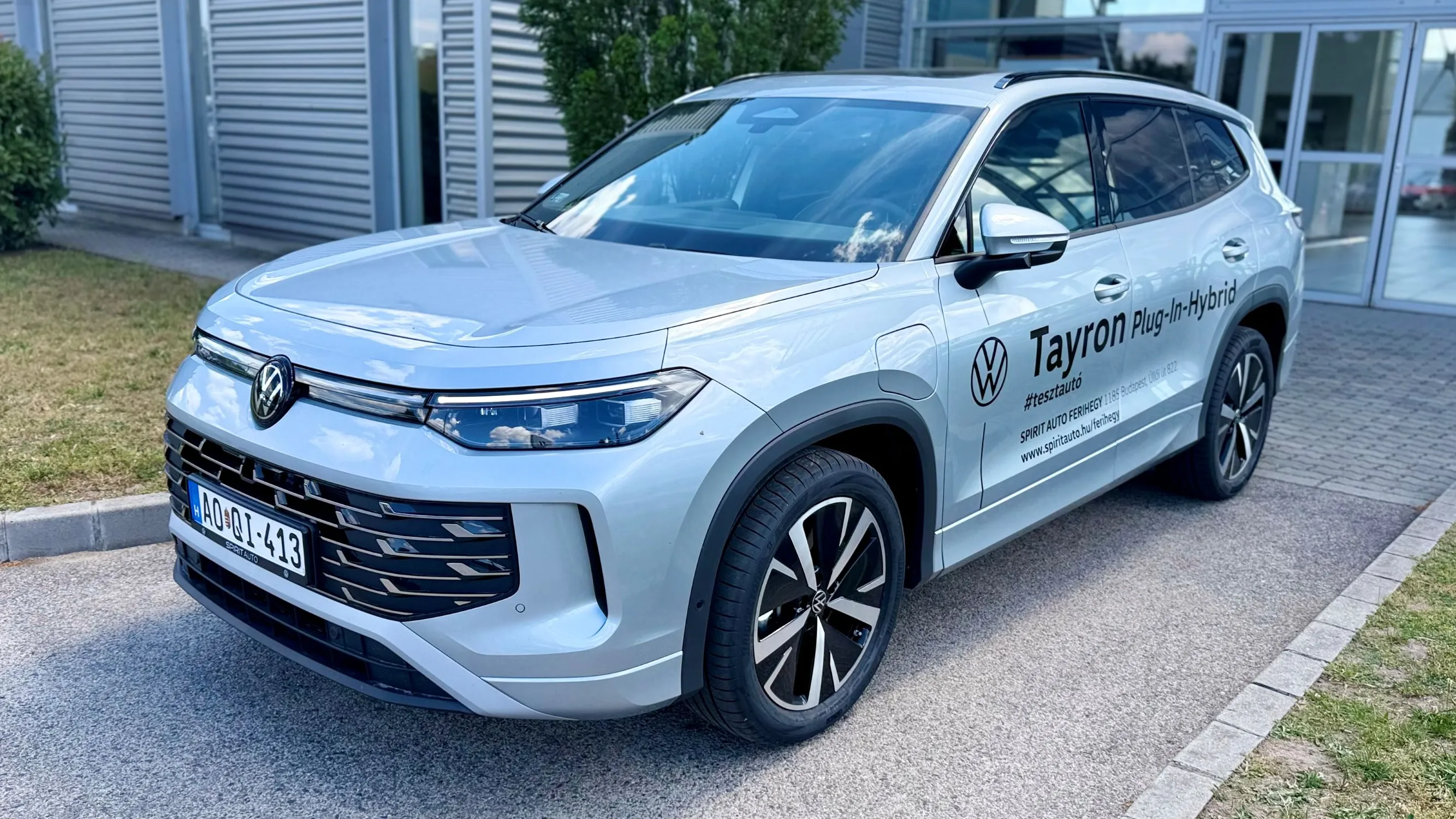 Tayron Elegance TSI Plug-In-Hybrid képe