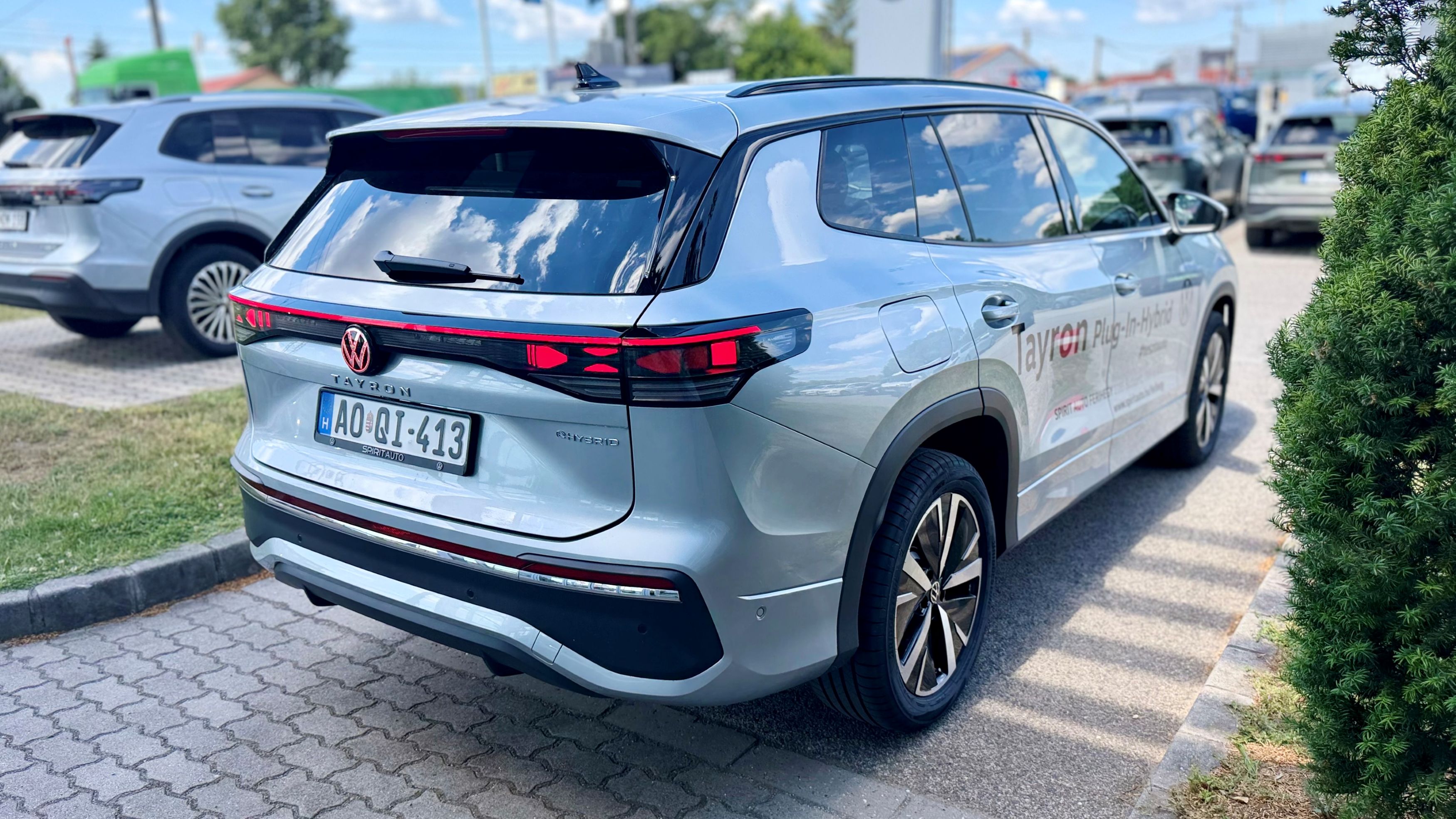 Tayron Elegance TSI Plug-In-Hybrid képe
