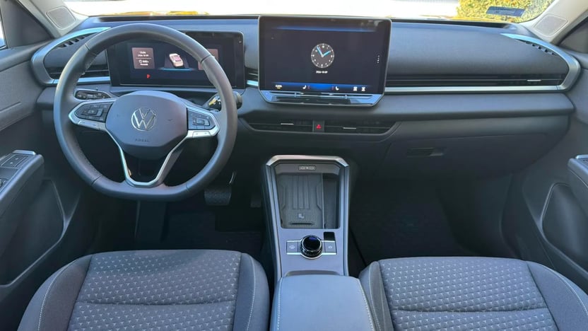 T-Roc Life 1.5 eTSI DSG képe