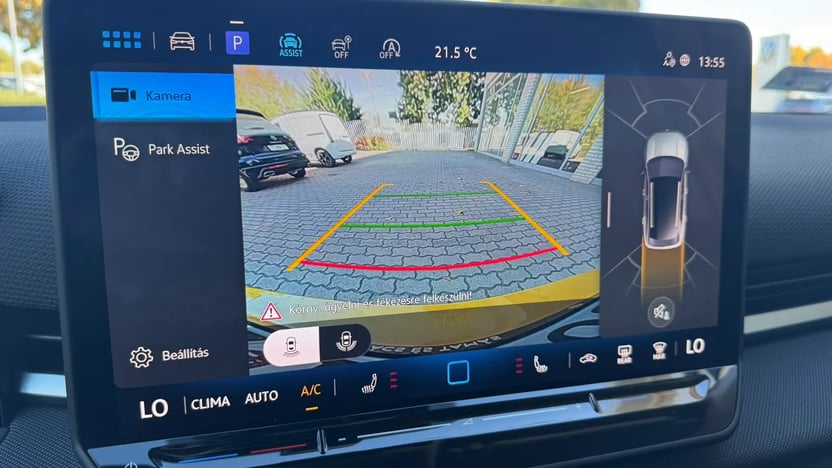 T-Roc Life 1.5 eTSI DSG képe