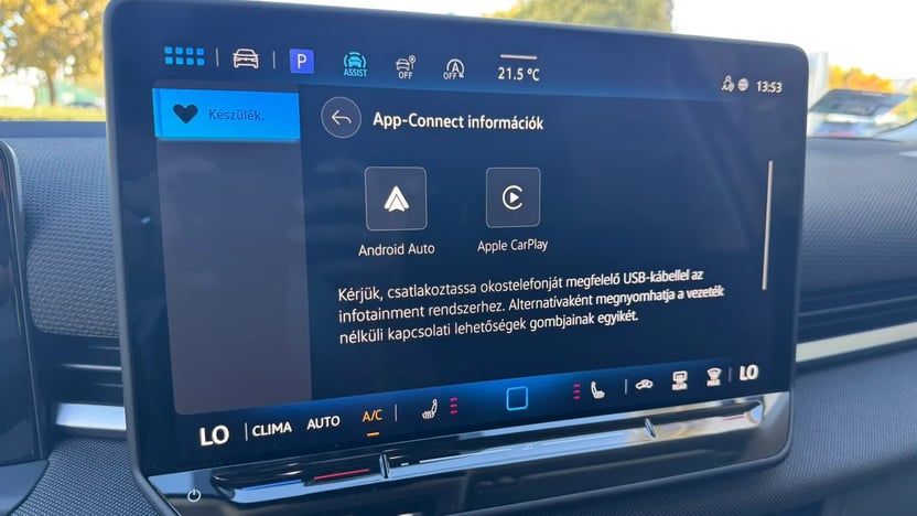 T-Roc Life 1.5 eTSI DSG képe