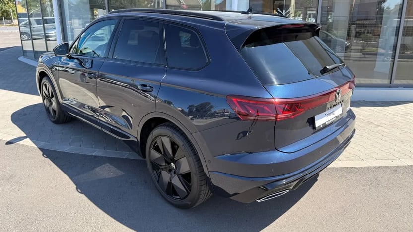 Touareg 3.0 V6 TDI R-Line Final Edition képe