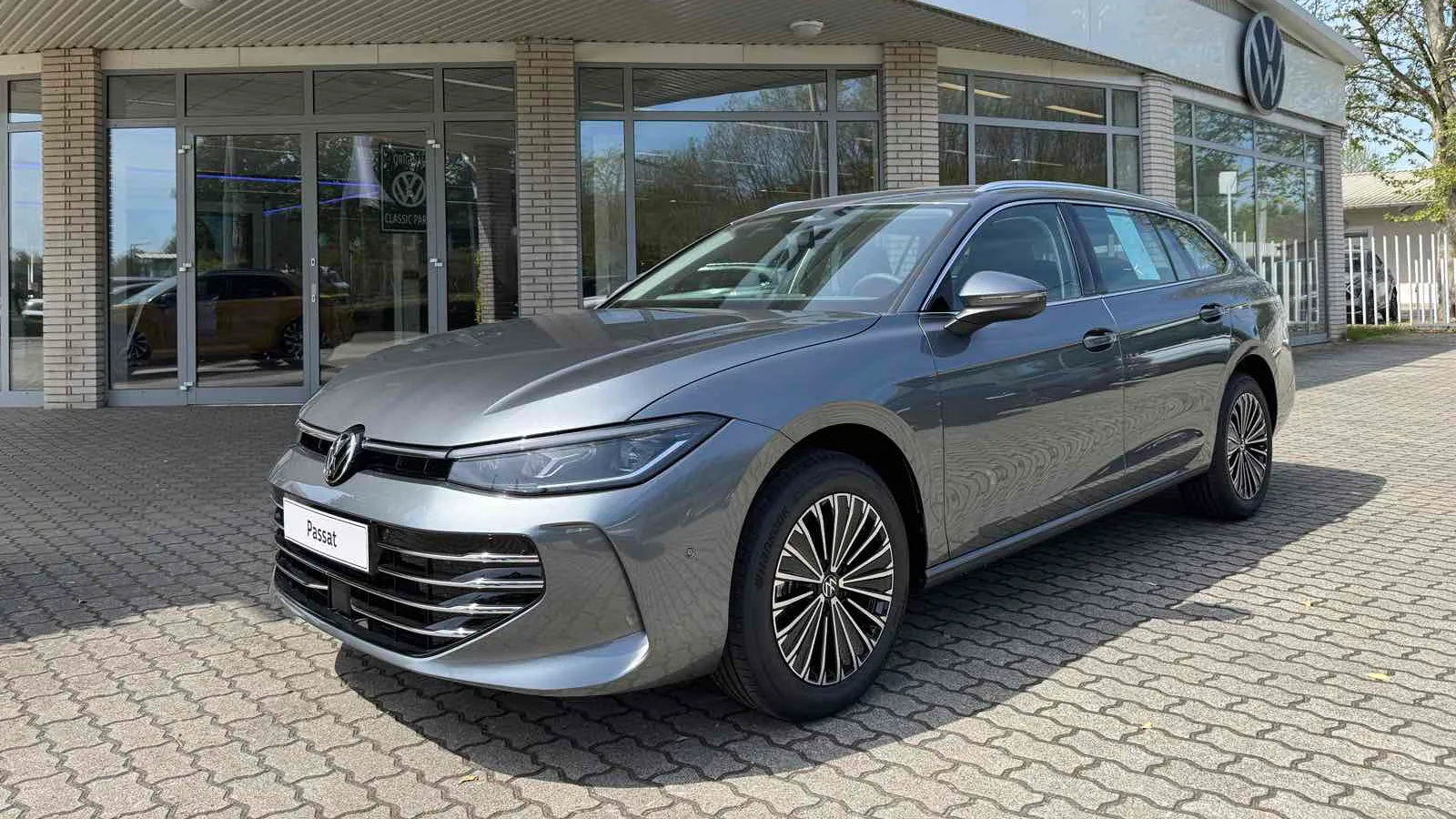 Passat Variant Elite 2.0 TDI DSG képe