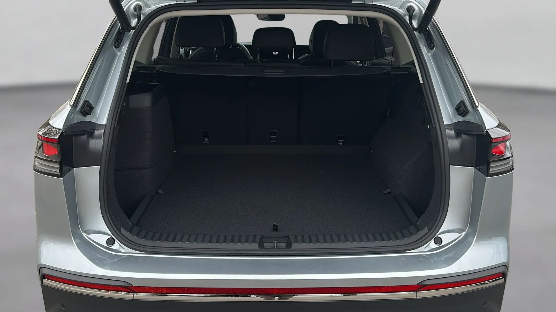 Tayron Elegance TSI Plug-In-Hybrid képe