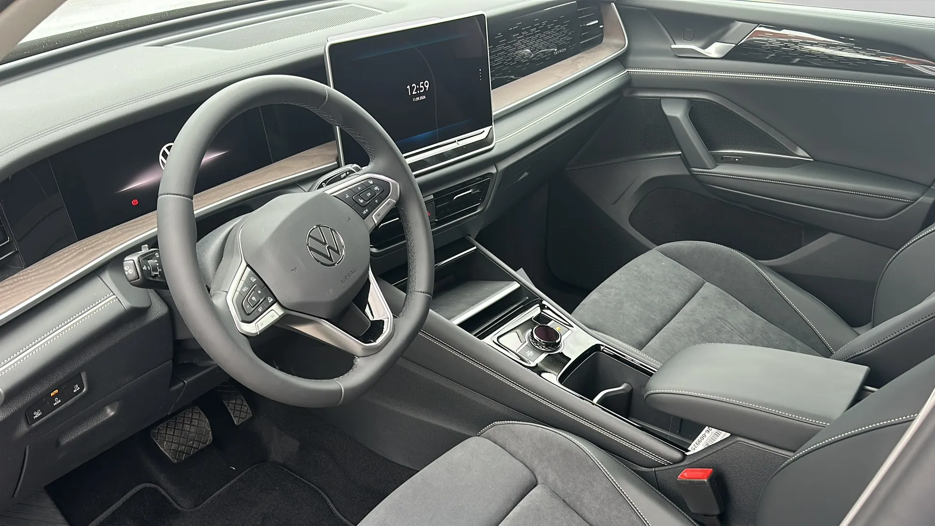 Tayron Elegance TSI Plug-In-Hybrid képe