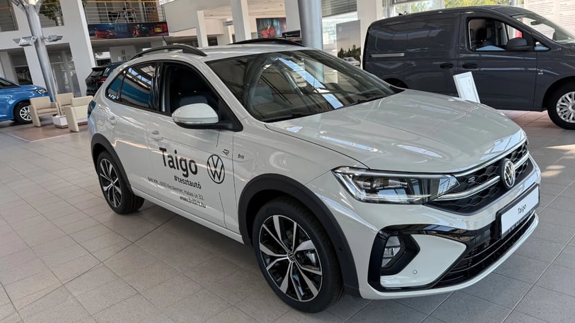 Taigo R-Line MAX 1.0 TSI DSG képe