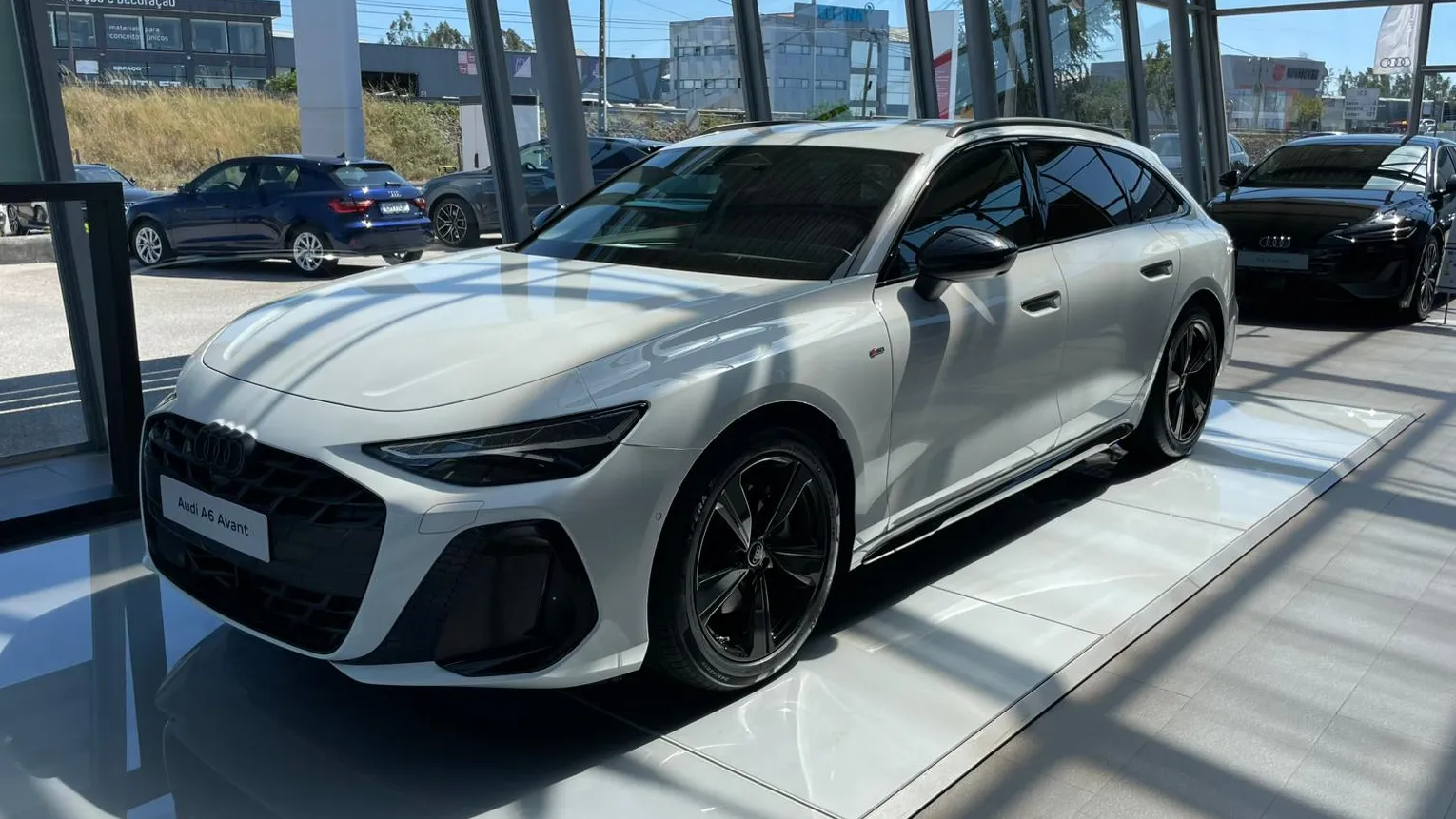 Imagem de um Audi A6 Avant TDI
