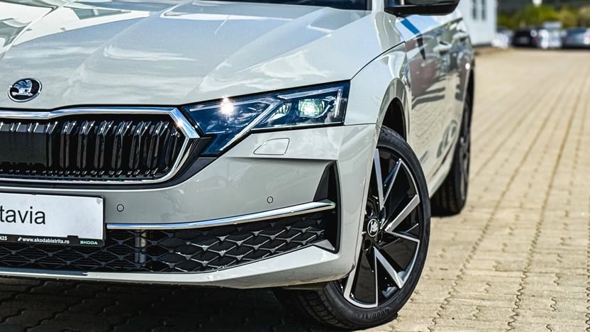 Imaginea unui Octavia Selection 1.5 TSI DSG mHEV