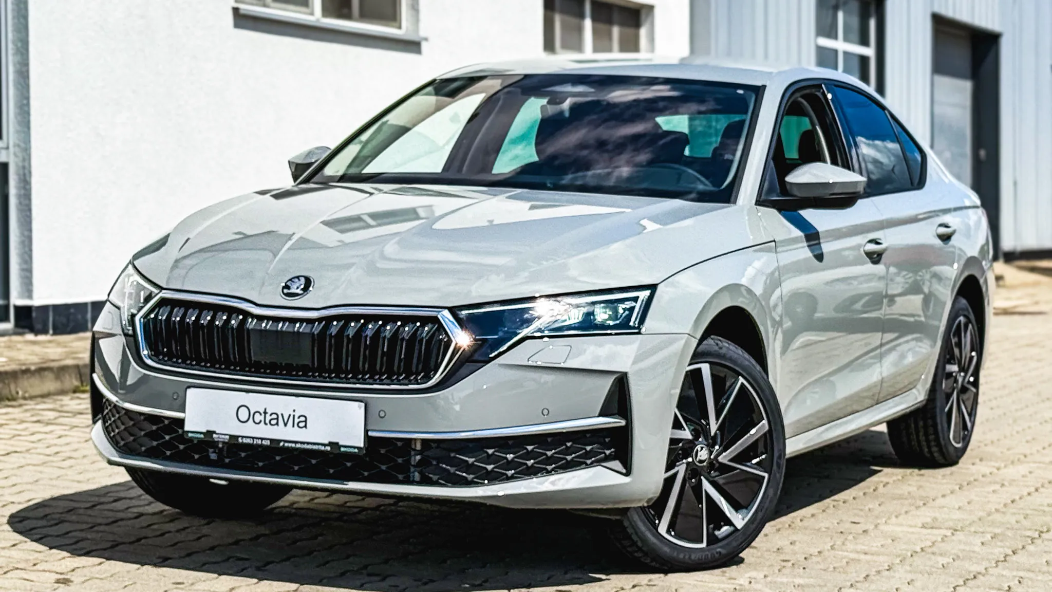 Imaginea unui Octavia Selection 1.5 TSI DSG mHEV