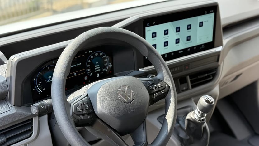 Imaginea unui T7 Furgon LR 2.0 TDI 81 kW