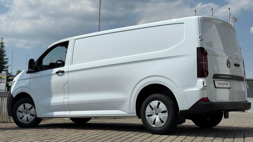 Imaginea unui T7 Furgon LR 2.0 TDI 81 kW