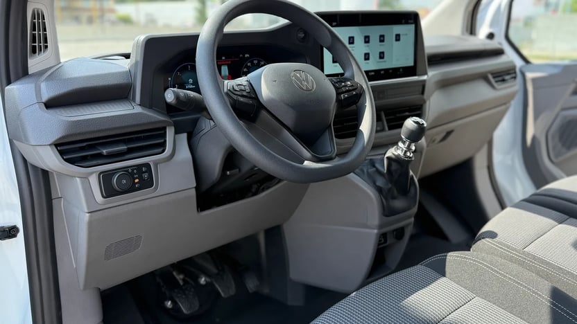 Imaginea unui T7 Furgon LR 2.0 TDI 81 kW