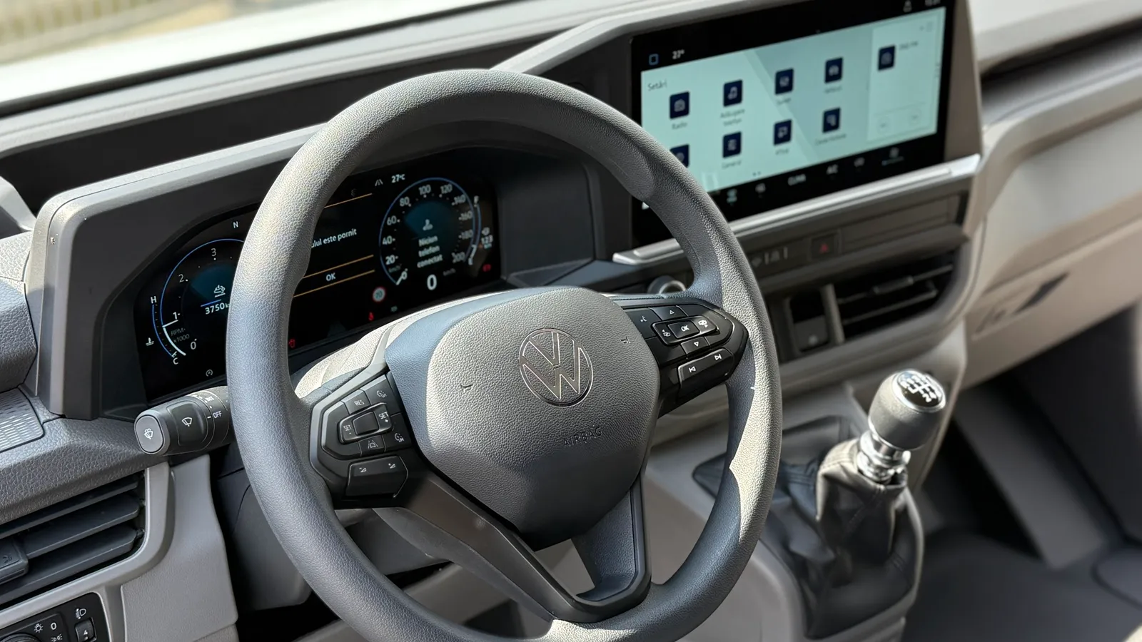 Imaginea unui T7 Furgon LR 2.0 TDI 81 kW