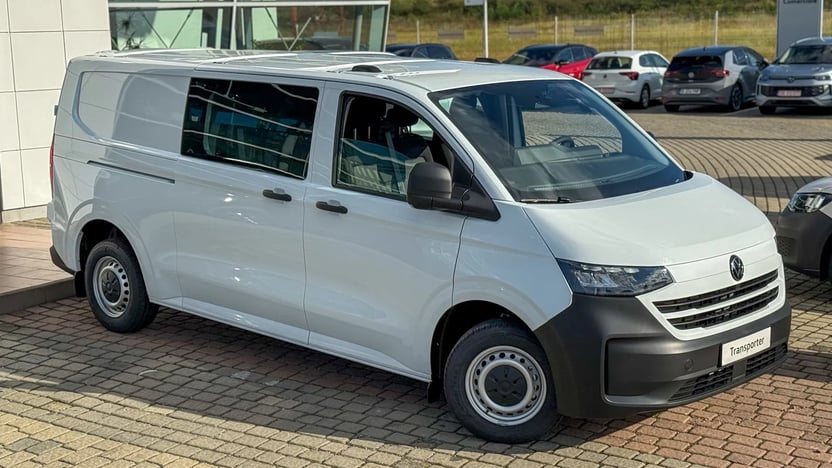 Imaginea unui T7 Furgon Plus LR 2.0 TDI 81 kW