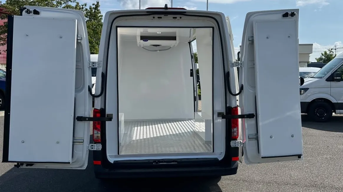 Imaginea unui Crafter 3.5 Furgon L3H3 FWD 103kW