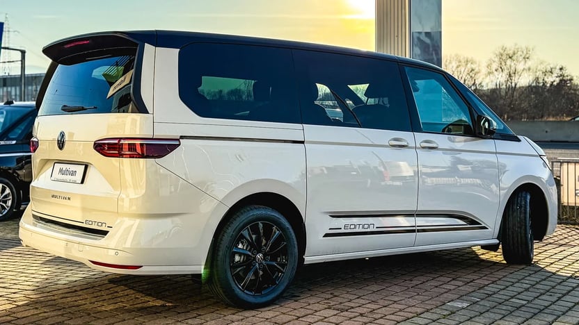 Imaginea unui Multivan Life L 2.0 TDI 110KW
