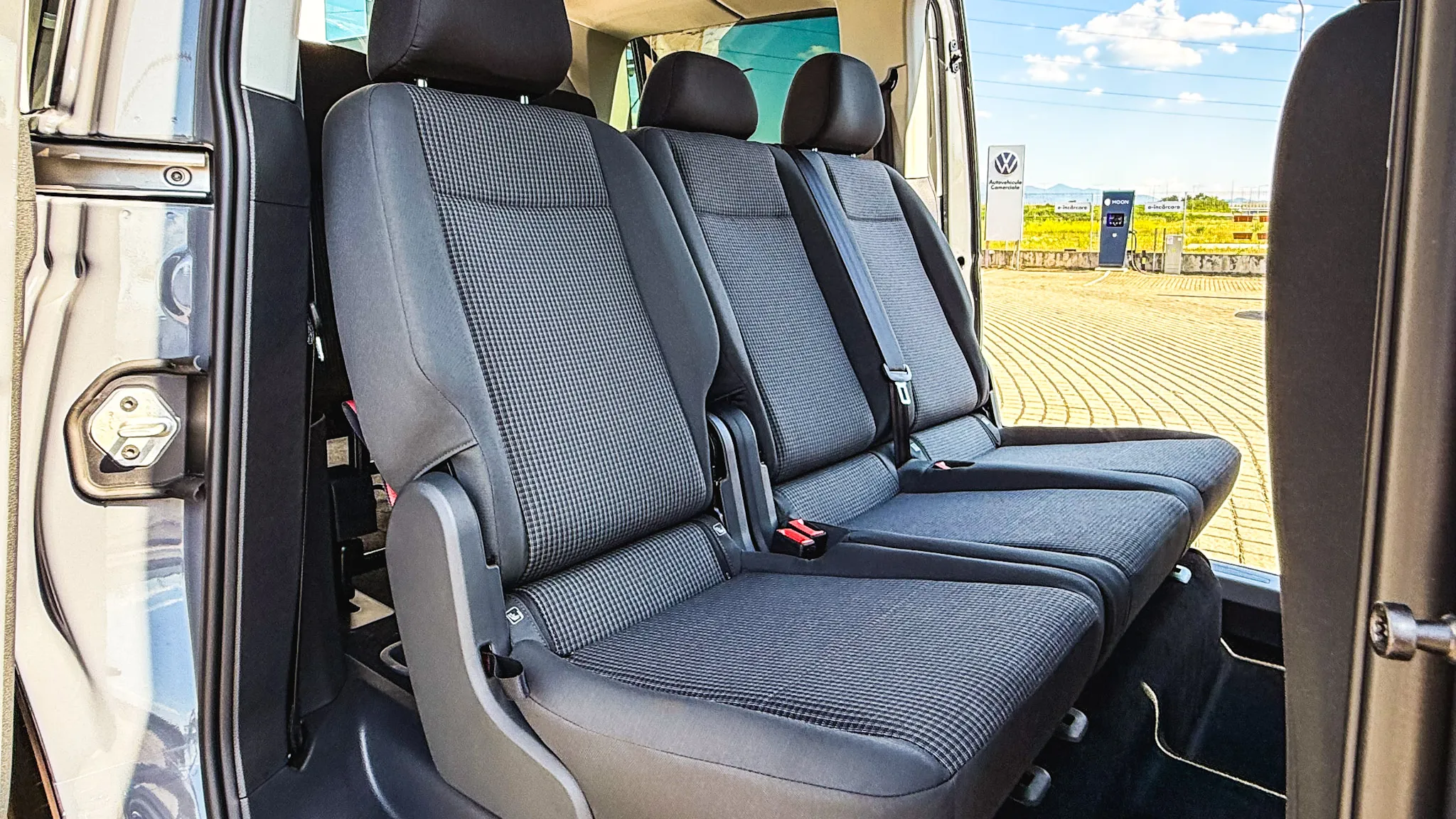 Imaginea unui Caddy Maxi 2.0 TDI 90 kW DSG