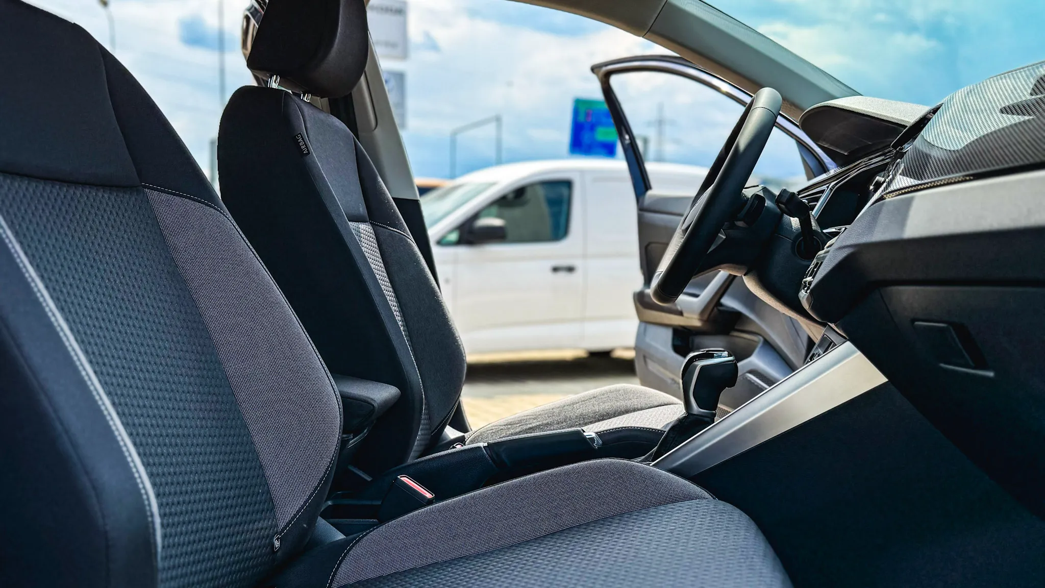 Imaginea unui Taigo Life 1.5 TSI DSG