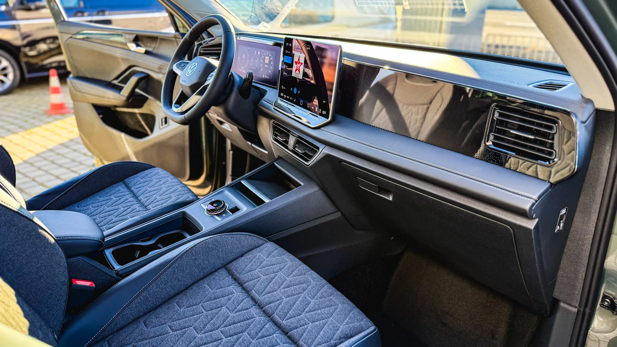 Imaginea unui Noul Tiguan Life Hybrid 1,5 TSI DSG