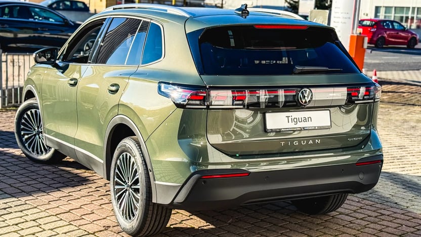 Imaginea unui Noul Tiguan Life Hybrid 1,5 TSI DSG