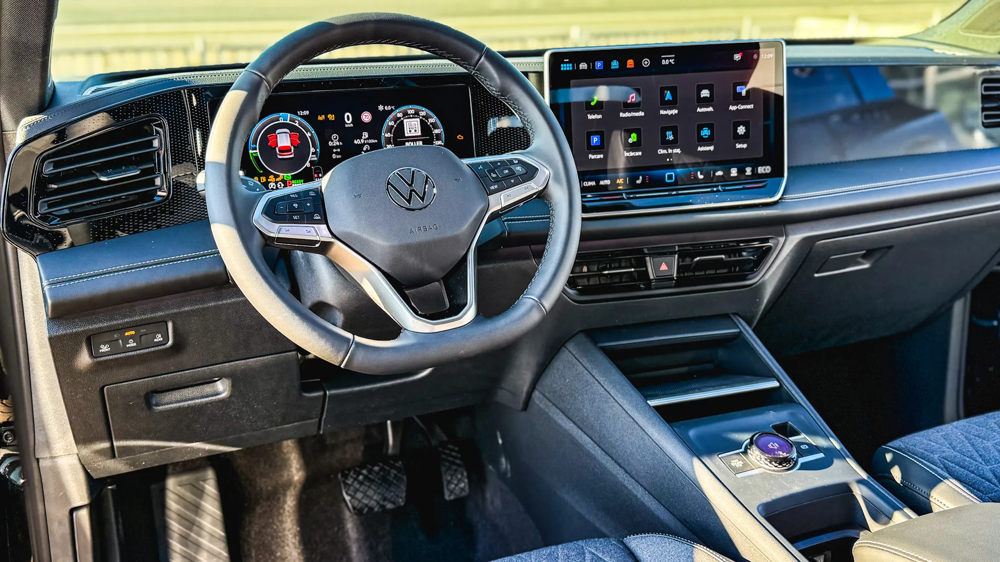 Imaginea unui Noul Tiguan Life Hybrid 1,5 TSI DSG