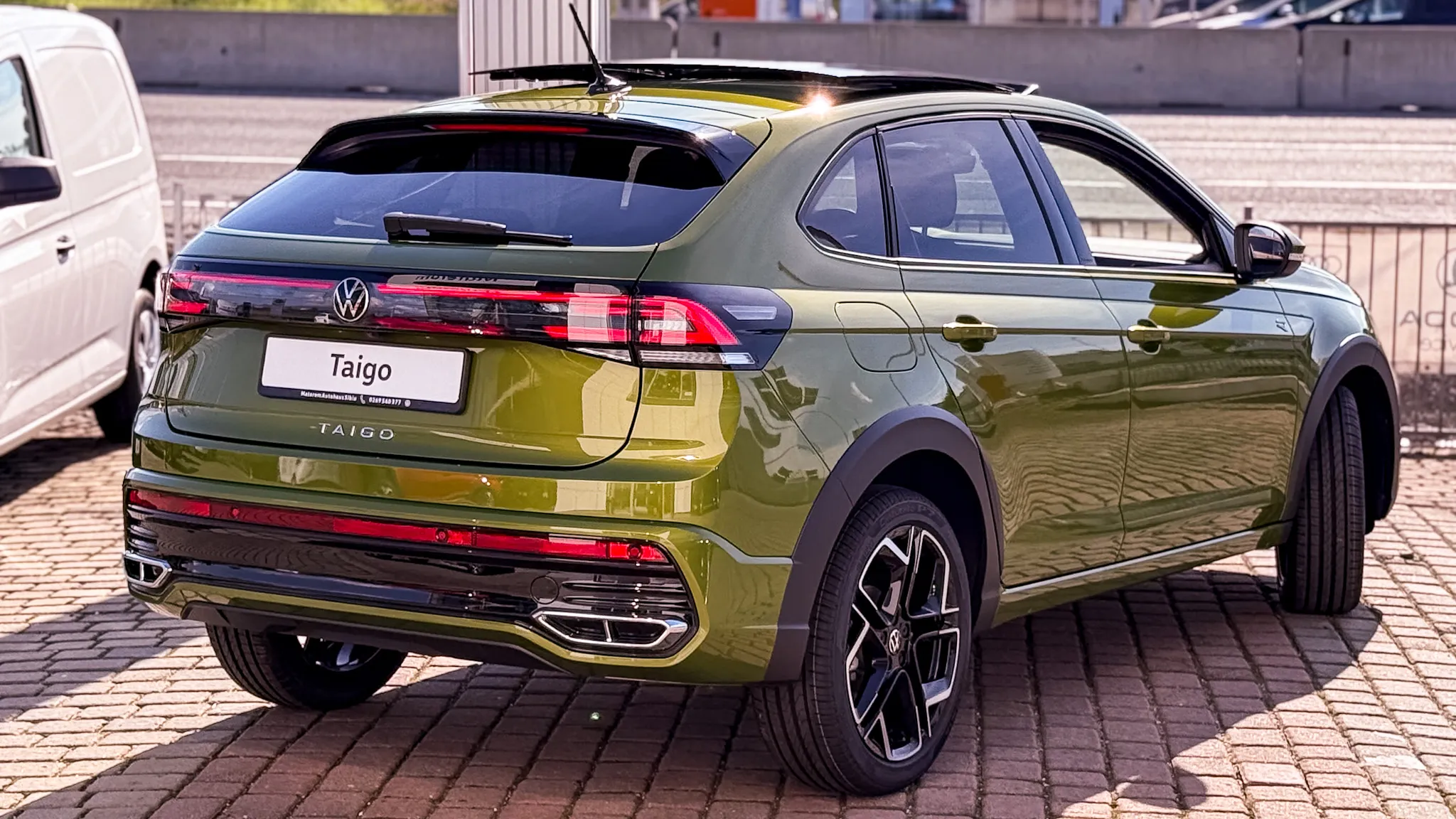 Imaginea unui Taigo R-Line 1.5 TSI DSG