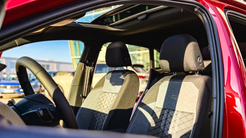 Imaginea unui Taigo R-Line 1.5 TSI DSG