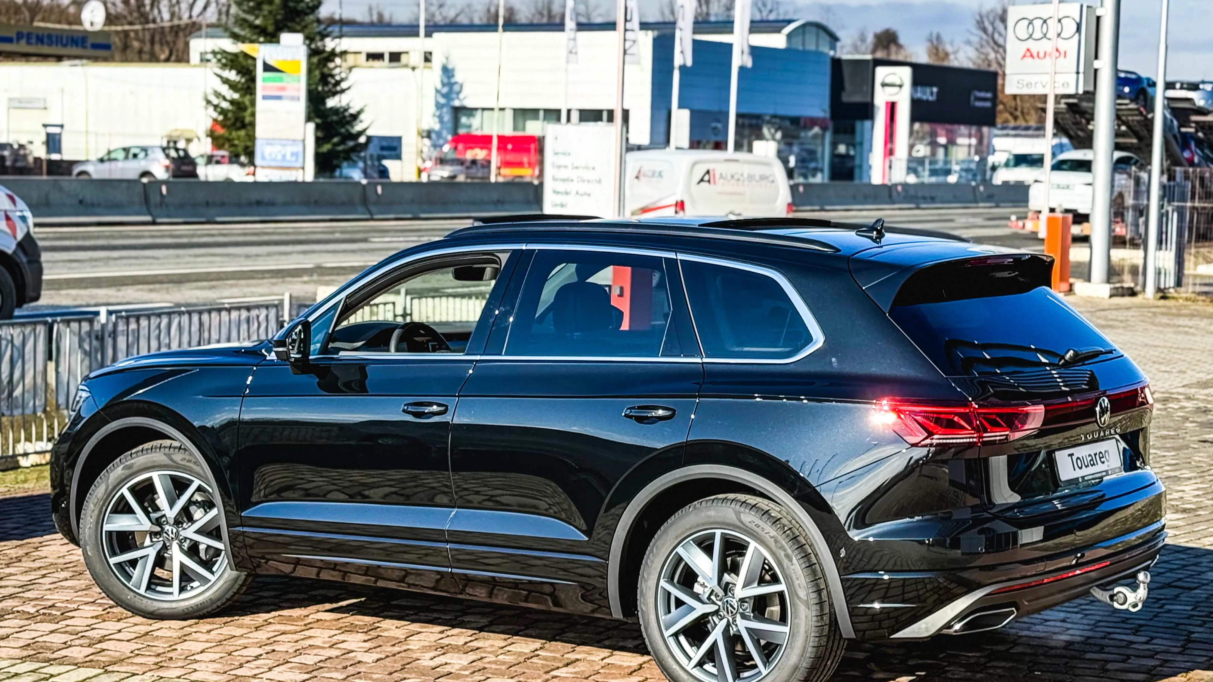 Imaginea unui Touareg Elegance V6 TDI
