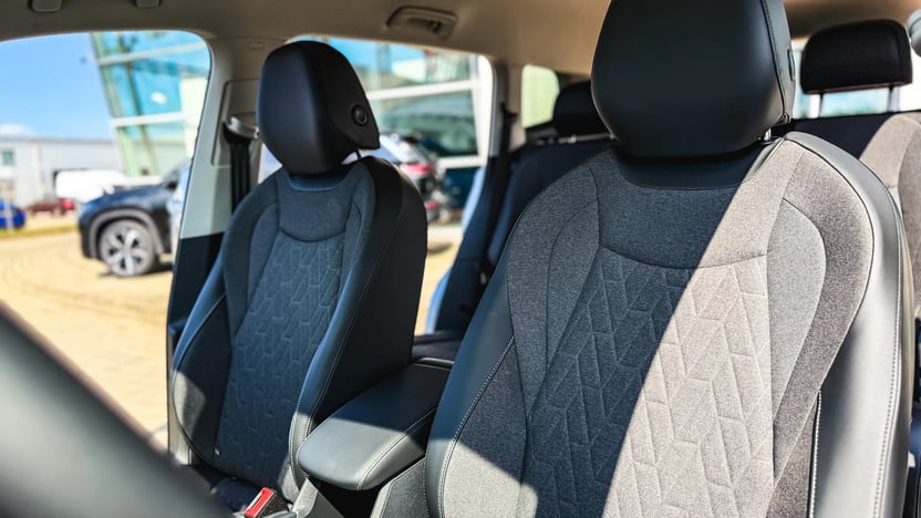 Imaginea unui Tayron Life 2,0 TDI DSG