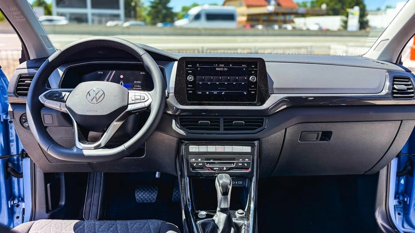 Imaginea unui Noul T-Cross Life 1.5 TSI DSG