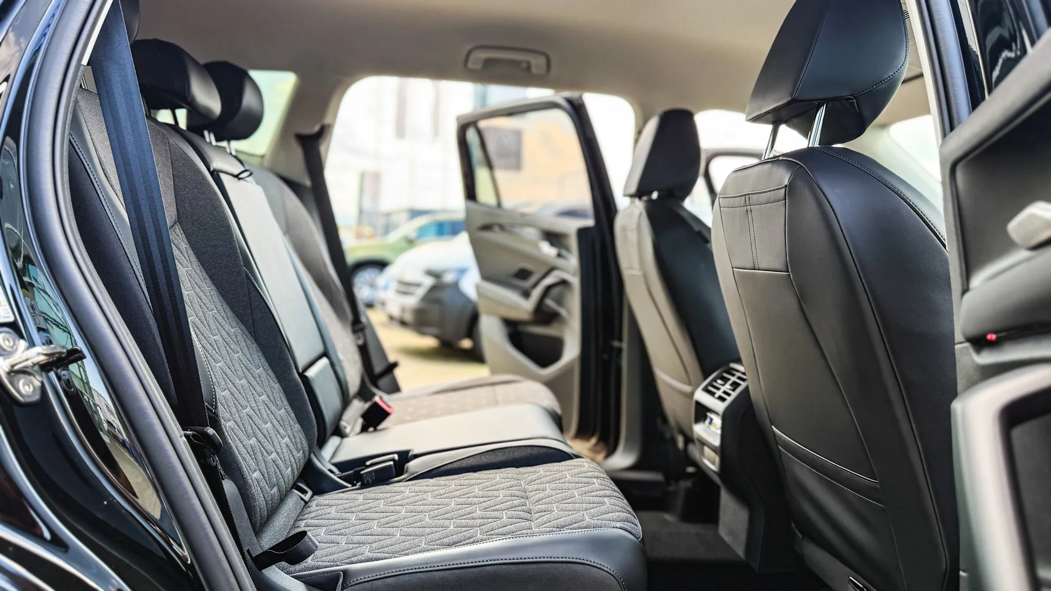 Imaginea unui Tayron Life 2.0 TDI 4Motion