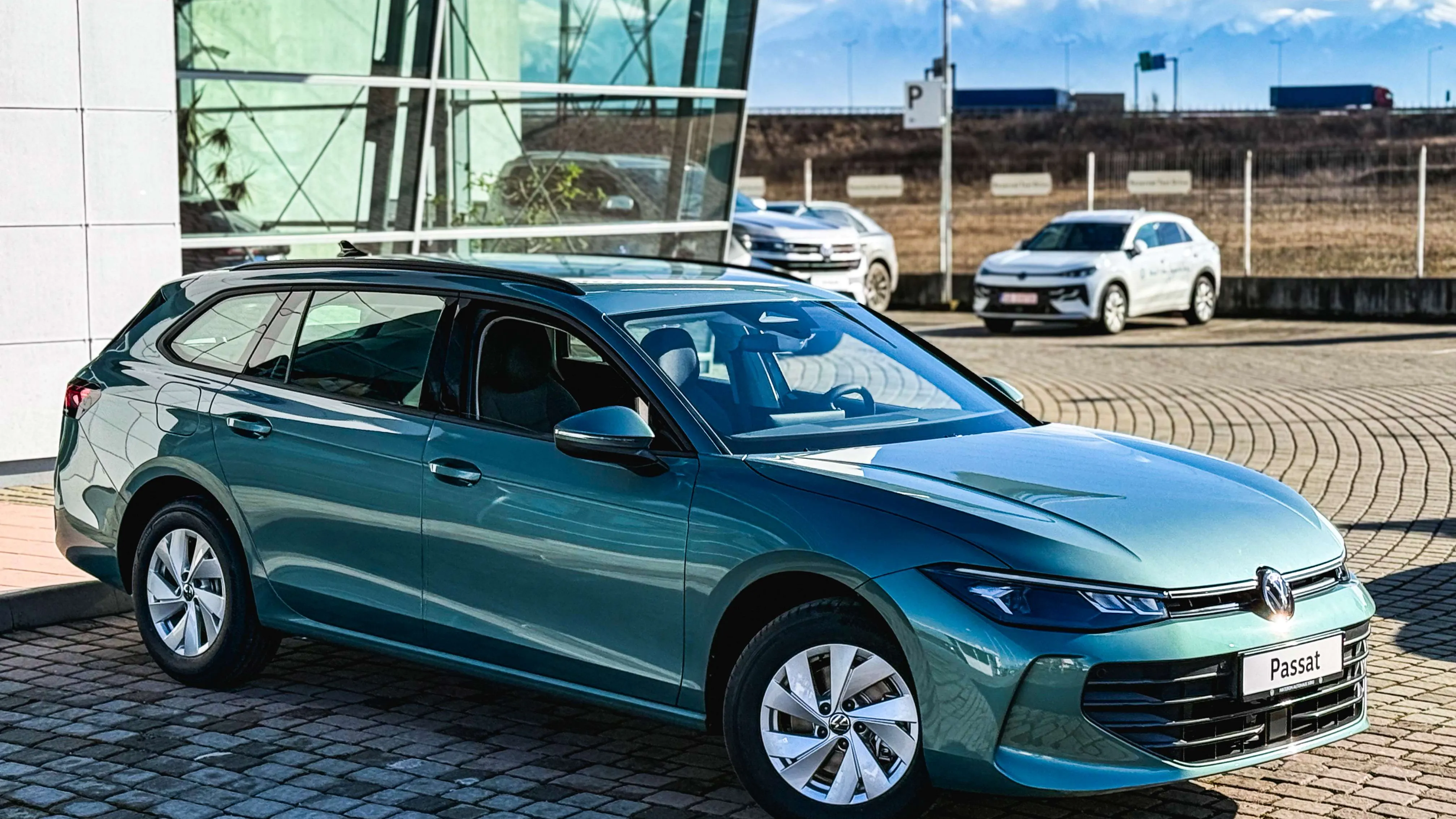 Imaginea unui Passat Base 2.0 TDI