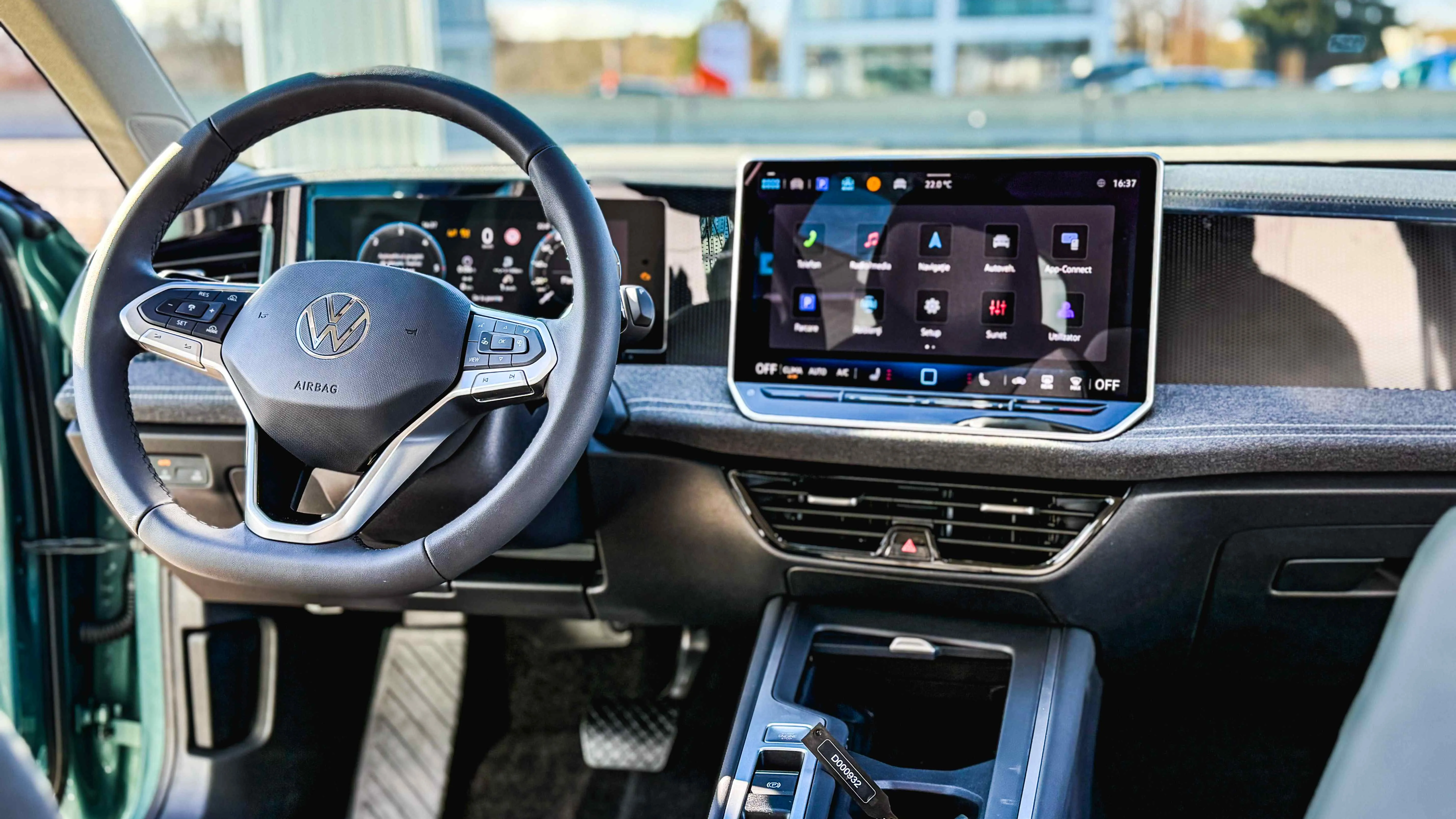 Imaginea unui Passat Base 2.0 TDI