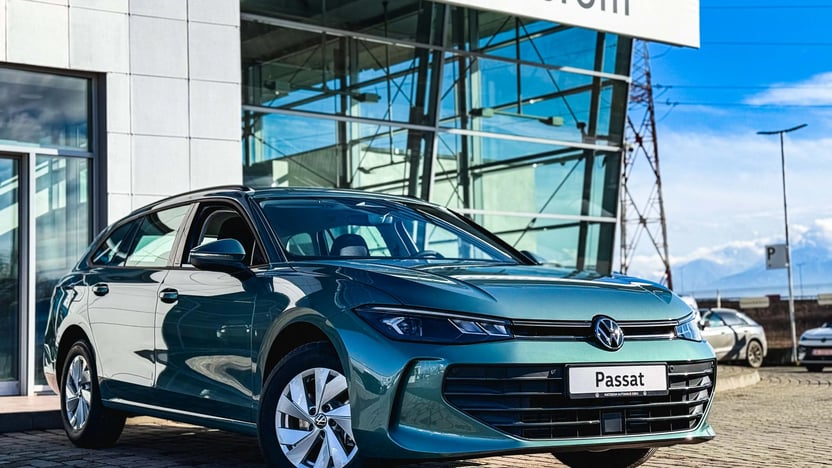 Imaginea unui Passat Base 2.0 TDI