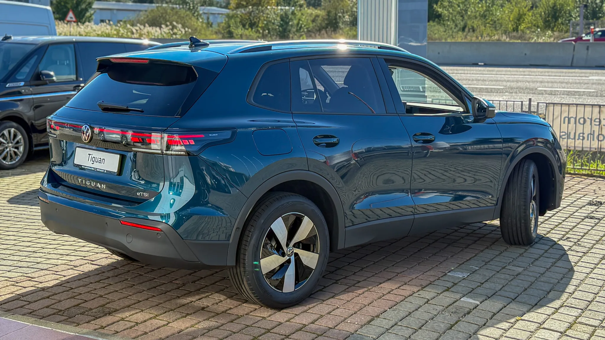 Imaginea unui Noul Tiguan Life 1,5 eTSI DSG