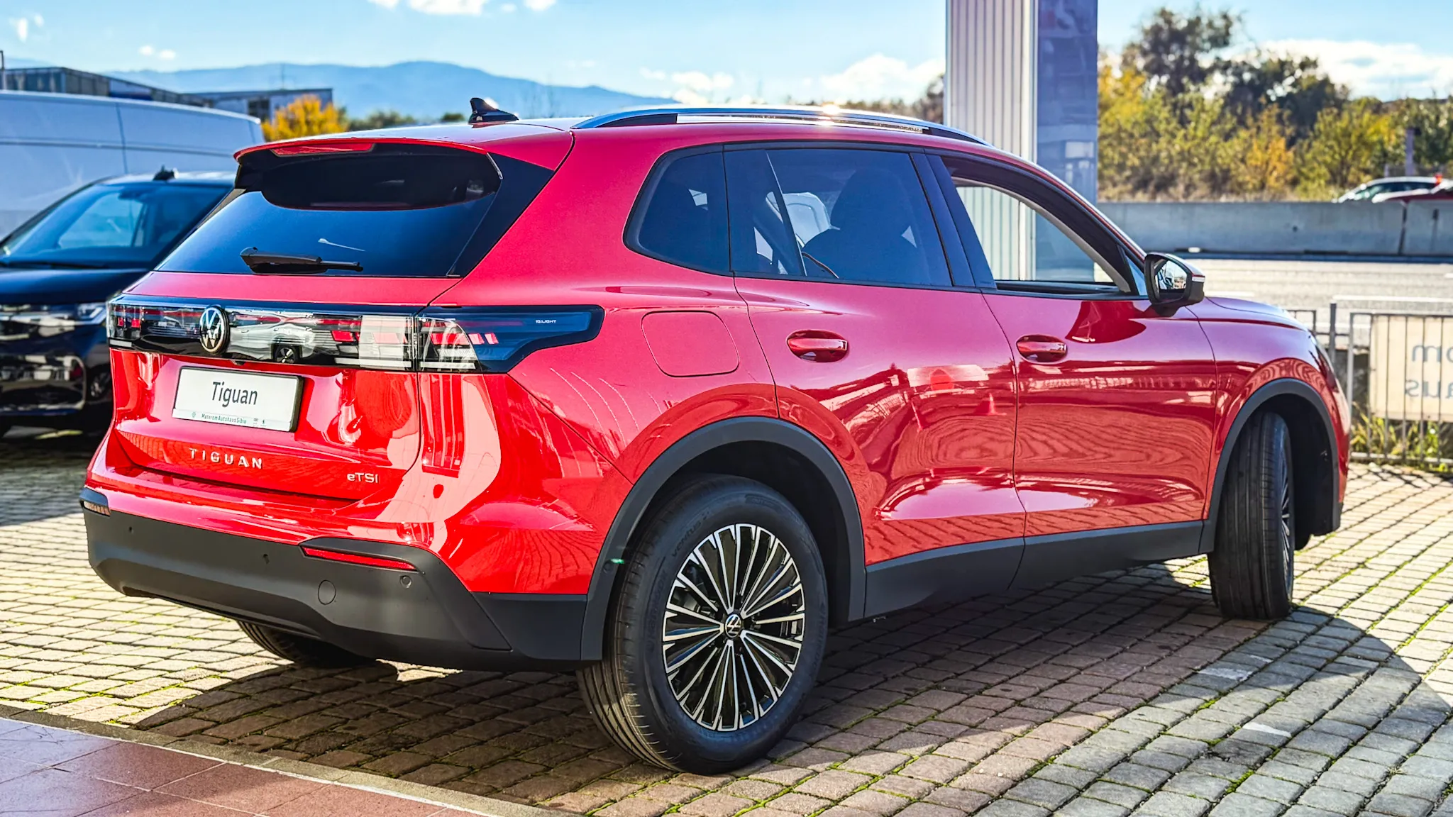 Imaginea unui Noul Tiguan Life 1,5 eTSI DSG