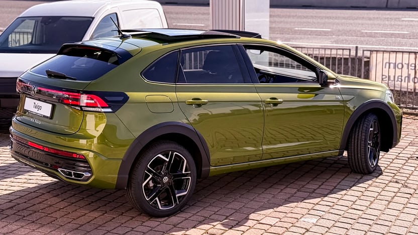 Imaginea unui Taigo R-Line 1.5 TSI DSG