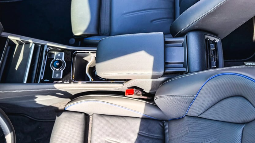 Imaginea unui Tayron R-Line TSI Hybrid