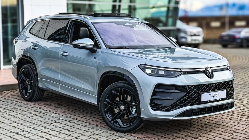 Imaginea unui Tayron R-Line TSI Hybrid