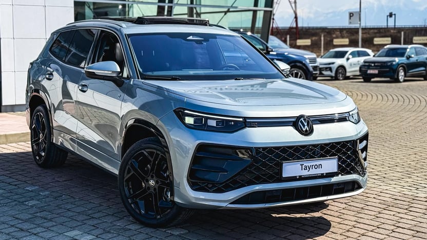 Imaginea unui Tayron R-Line TSI Hybrid