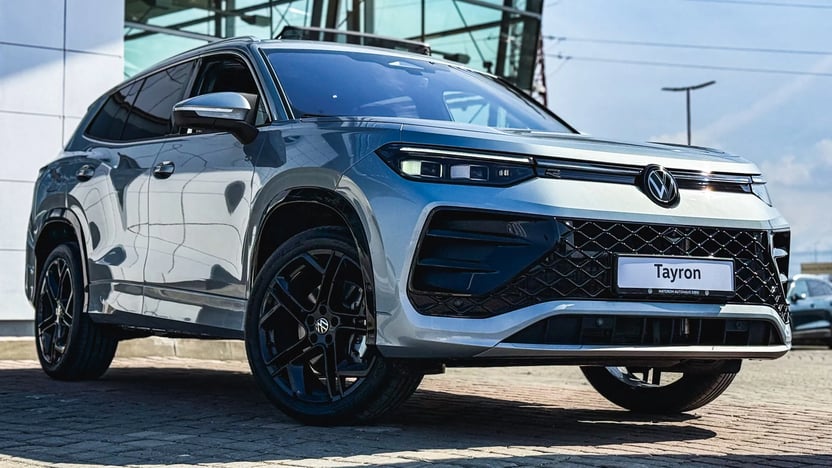 Imaginea unui Tayron R-Line TSI Hybrid