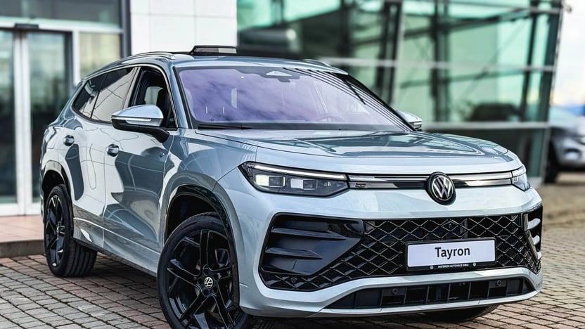 Imaginea unui Tayron R-Line TSI Hybrid