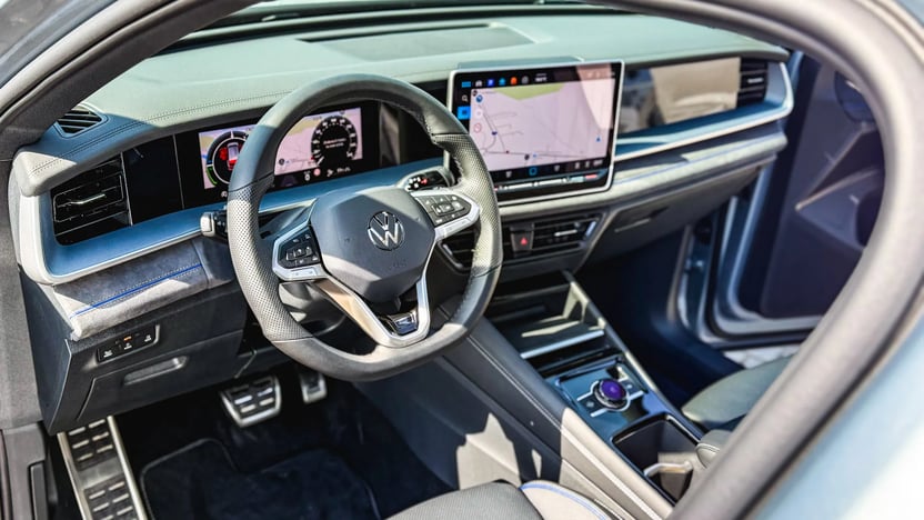 Imaginea unui Tayron R-Line TSI Hybrid