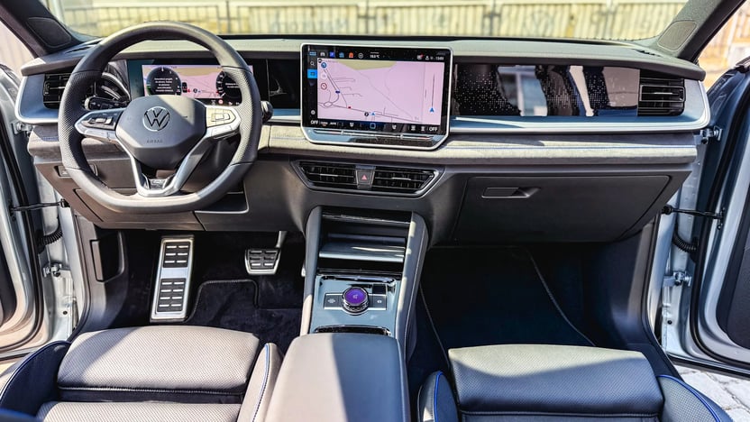 Imaginea unui Tayron R-Line TSI Hybrid