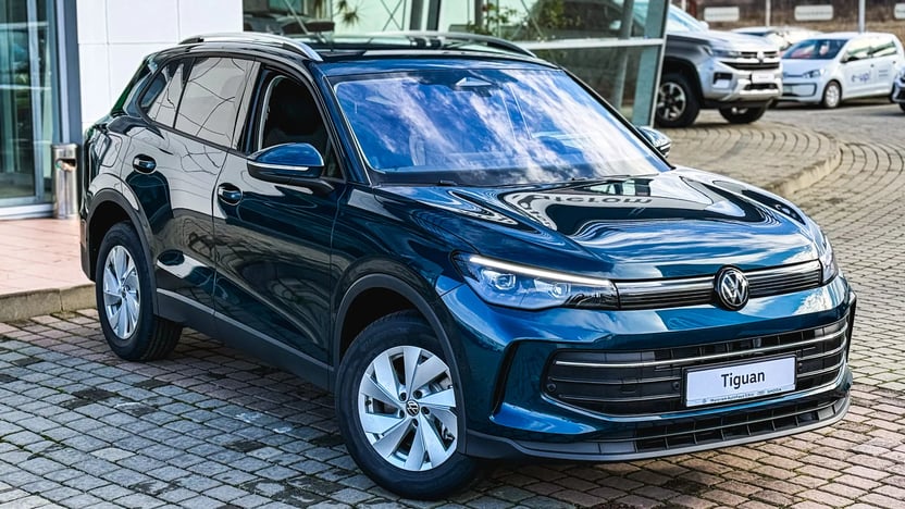 Imaginea unui Noul Tiguan Life Hybrid 1,5 TSI DSG