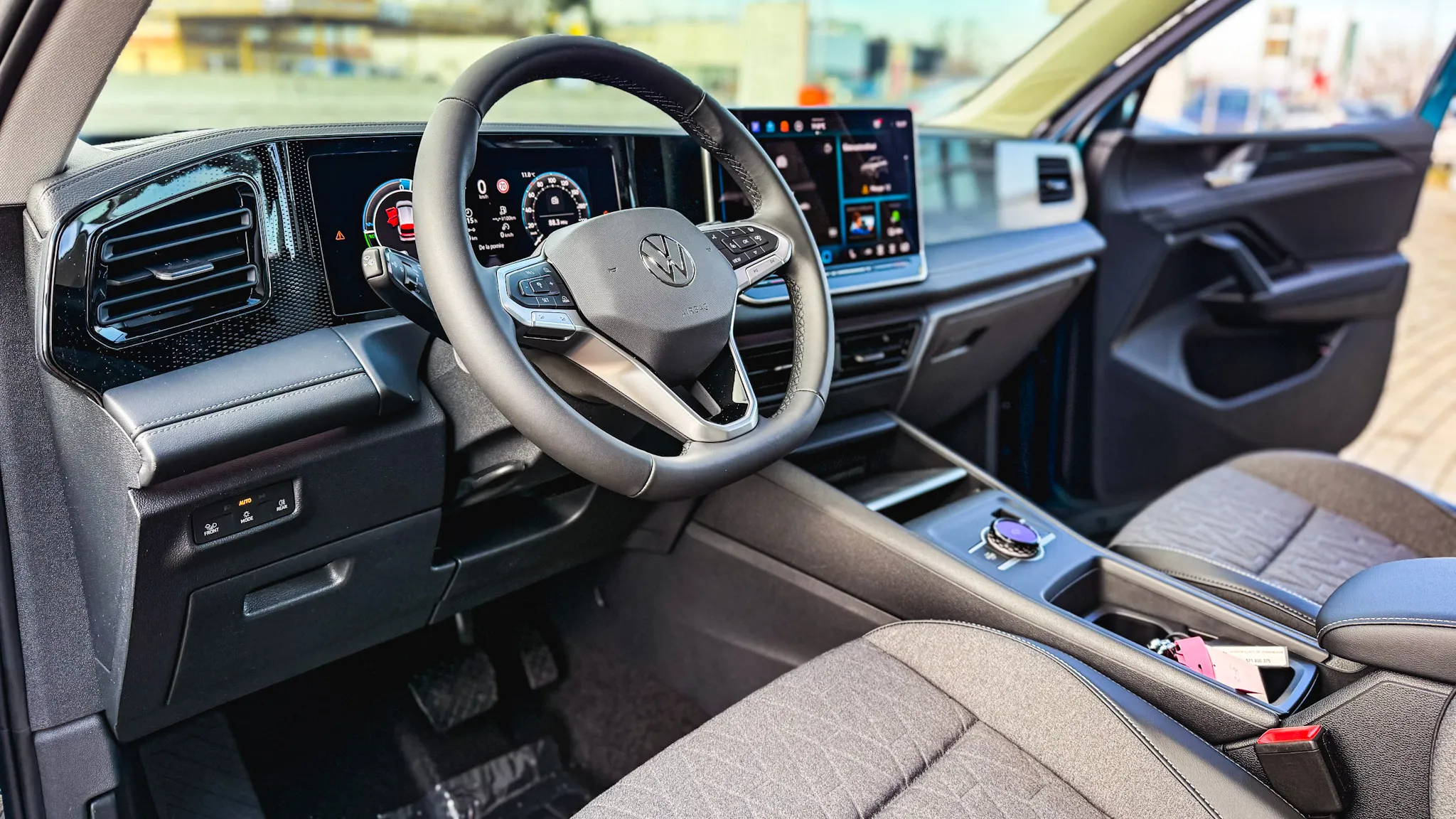 Imaginea unui Noul Tiguan Life Hybrid 1,5 TSI DSG